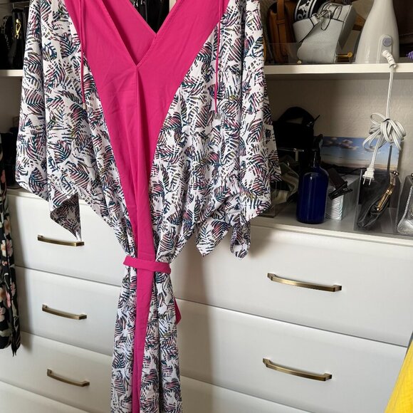 ✨ Coolibar UPF 50+ Kaftan - NWT ✨ - Picture 3 of 3